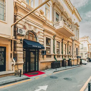 Eleven 4*, Баку Азербайджан